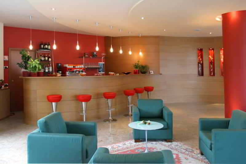 Luna Hotel Motel Lago Maggiore Arona Oleggio Castello Kültér fotó